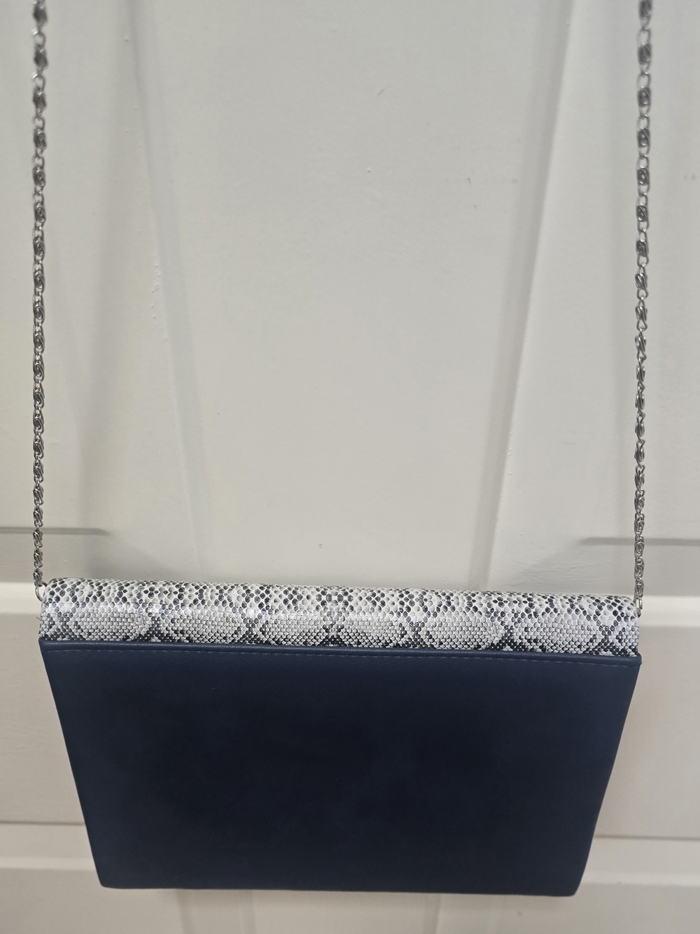 Unbranded Navy Blue, Gray Clutch Wristlet with Silver Chain Strap - Picture 7 of 17